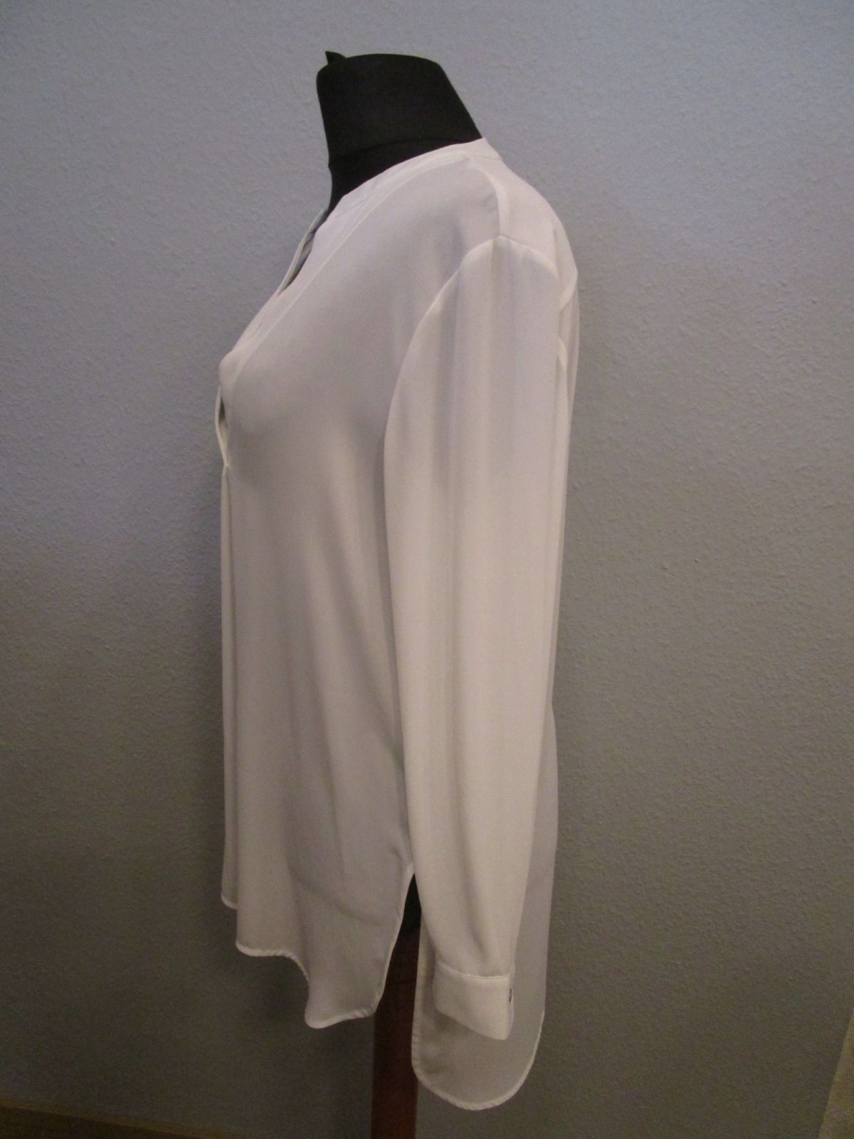 Janice & Jo Bluse V-Ausschnitt leicht transparent Langarm creme Gr.44 (Sch05-03)