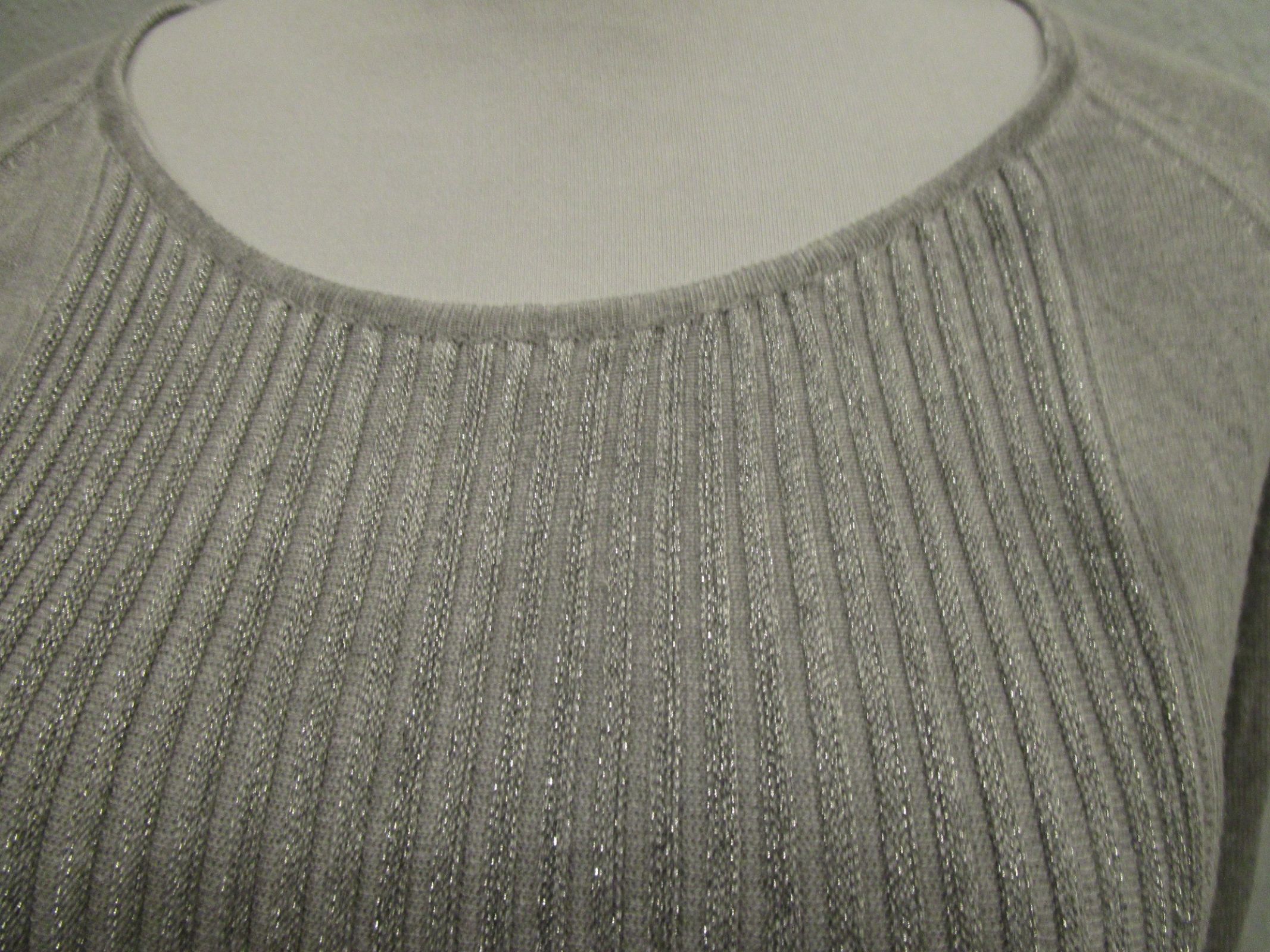 Monari dünner Strick Pullover Langarm silber-grau Glitzer Gr.40 (S49-Z12)